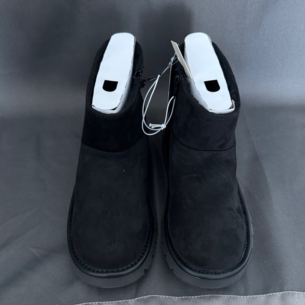 Women’s Universal Thread Black Suede Boots